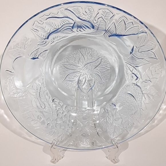 Vintage KIG Indonesia 3D Ice Blue Set of 2 Salad Plates Bowls - Picture 4 of 8